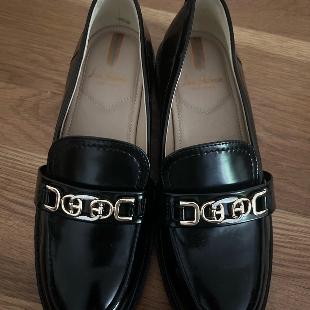 Black Leather Loafers with Gold Accent